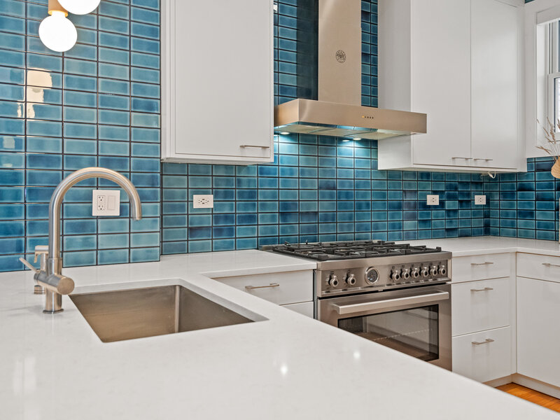 2113 N Clark Street Chicago IL 60614