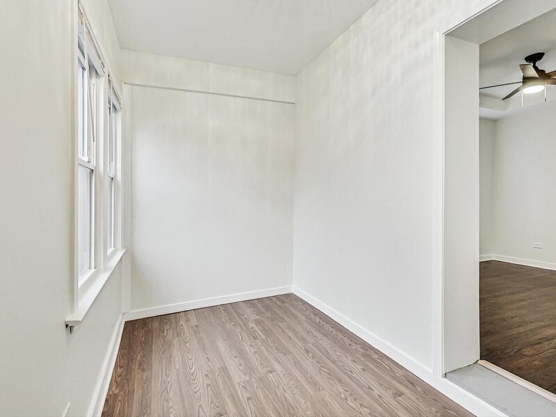 8914 S Throop Street Chicago IL 60620