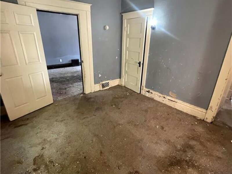 1224 N Douglas Street Peoria IL 61606