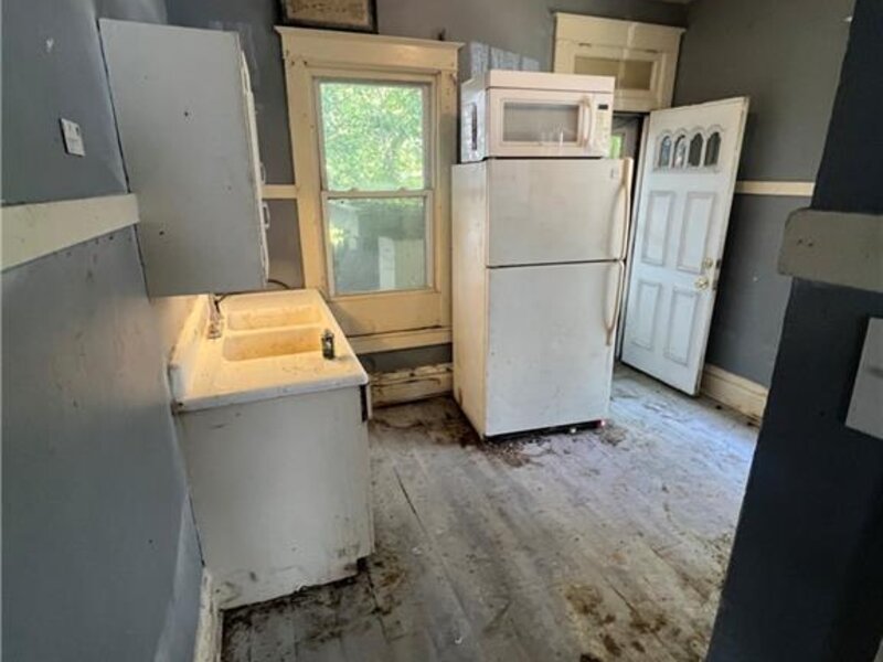 1224 N Douglas Street Peoria IL 61606