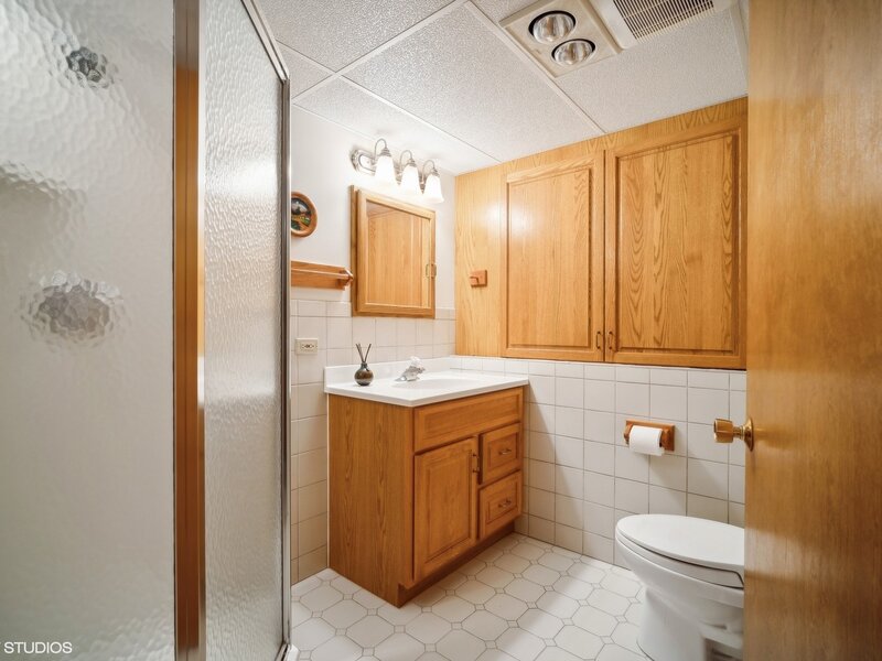 170 N Rainbow Road North Barrington IL 60010