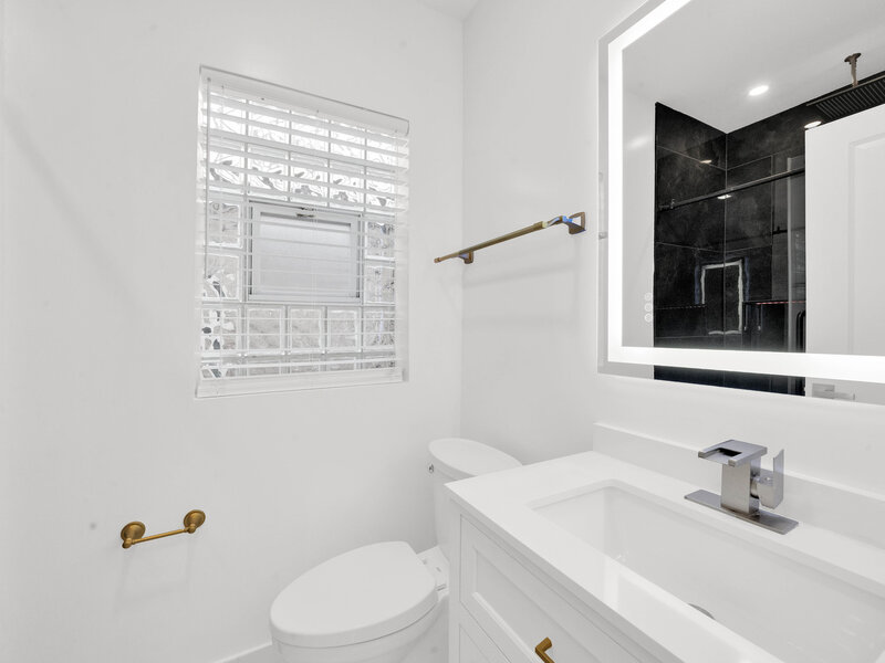 531 E 89th Place Chicago IL 60619
