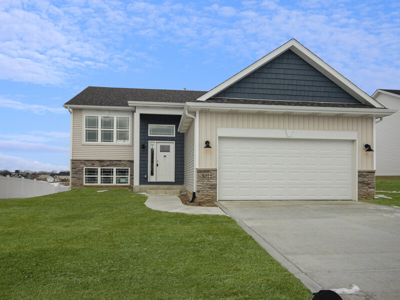 3022 W 84th Place Merrillville IN 46410