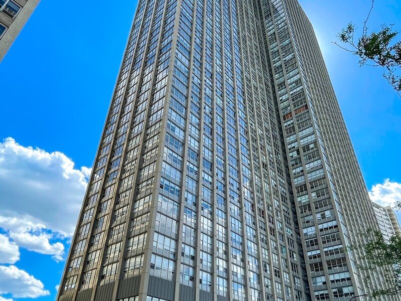 655 W Irving Park Road Chicago IL 60613
