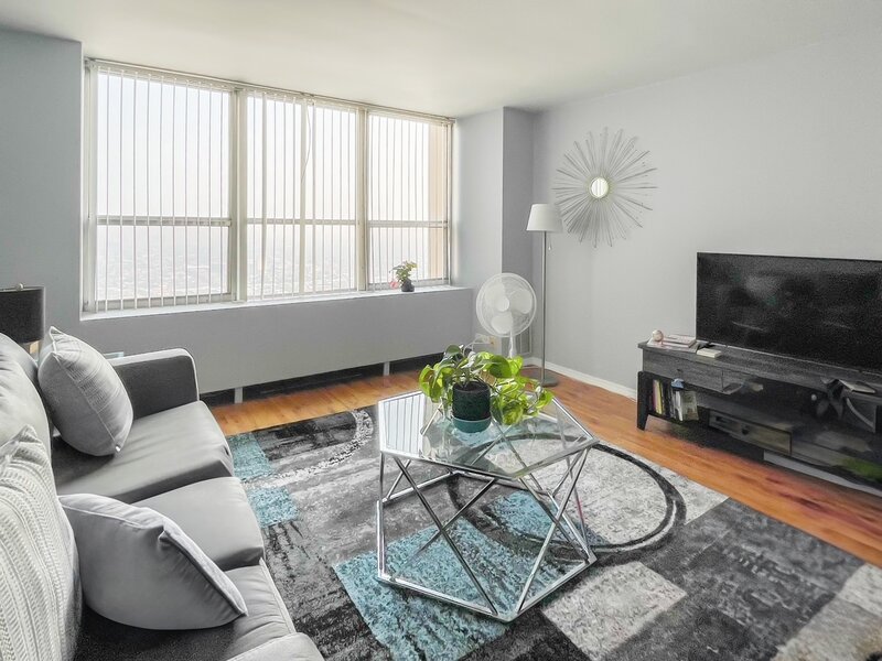 655 W Irving Park Road Chicago IL 60613