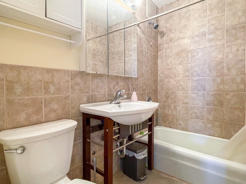 655 W Irving Park Road Chicago IL 60613