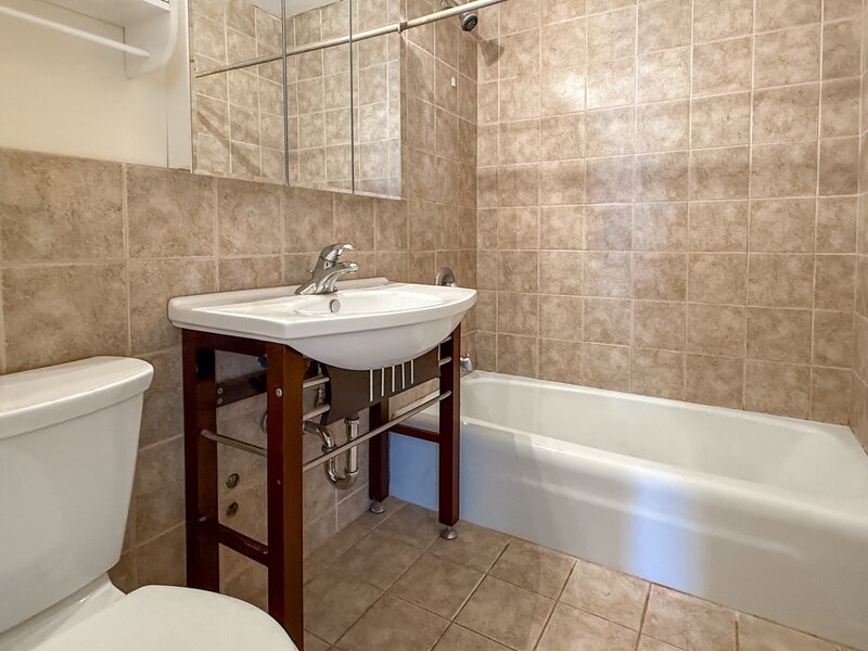 655 W Irving Park Road Chicago IL 60613