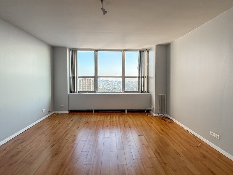 655 W Irving Park Road Chicago IL 60613