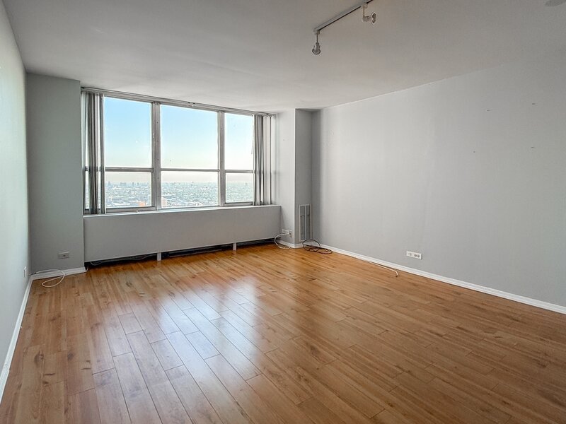 655 W Irving Park Road Chicago IL 60613