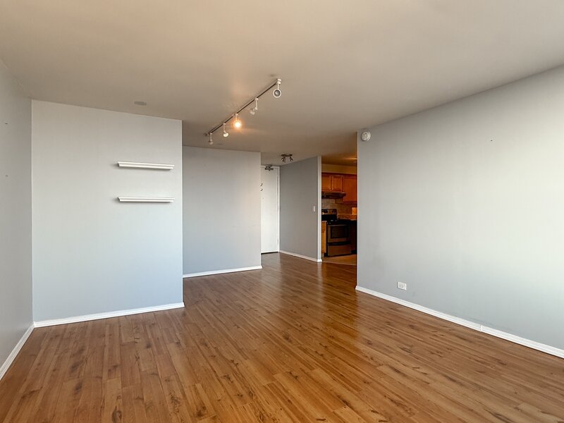 655 W Irving Park Road Chicago IL 60613