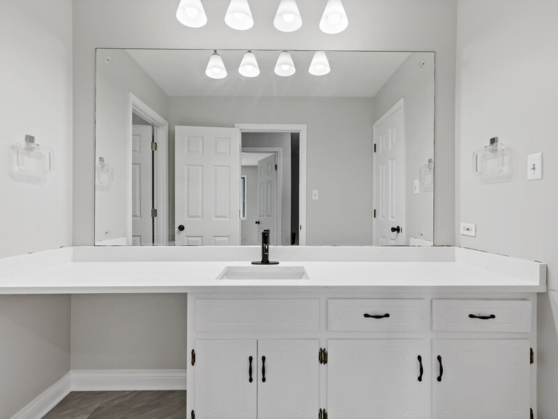 8517 Steven Place Tinley Park IL 60477