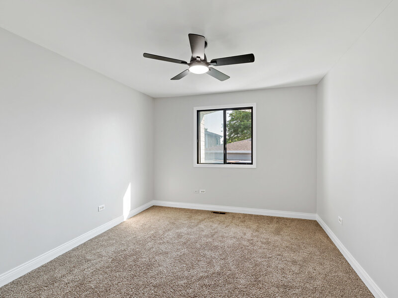8517 Steven Place Tinley Park IL 60477