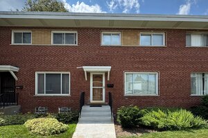 MRD12432884 — Mount Prospect
