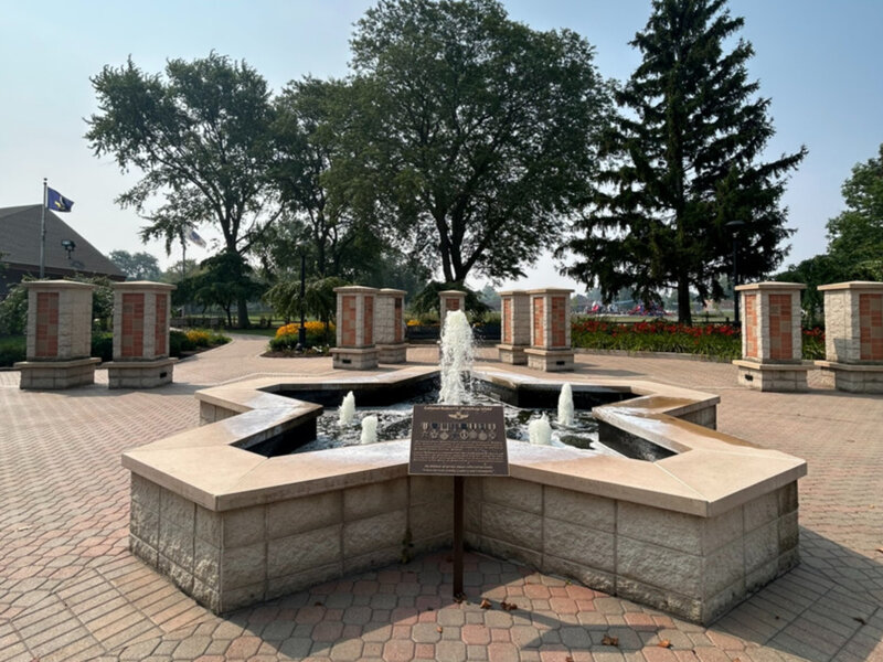 415 E Lincoln Street Mount Prospect IL 60056