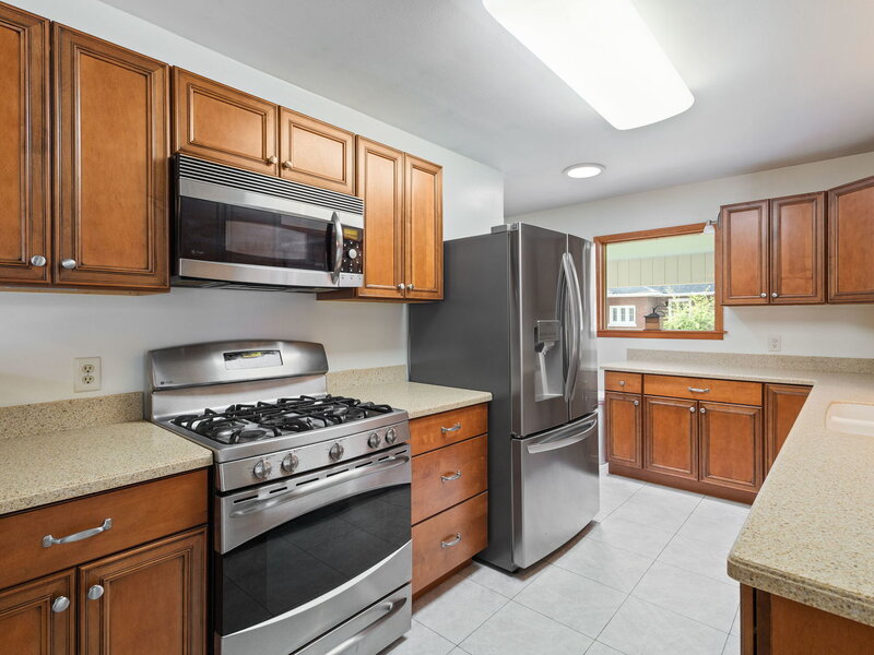 148 N Lincolnway North Aurora IL 60542