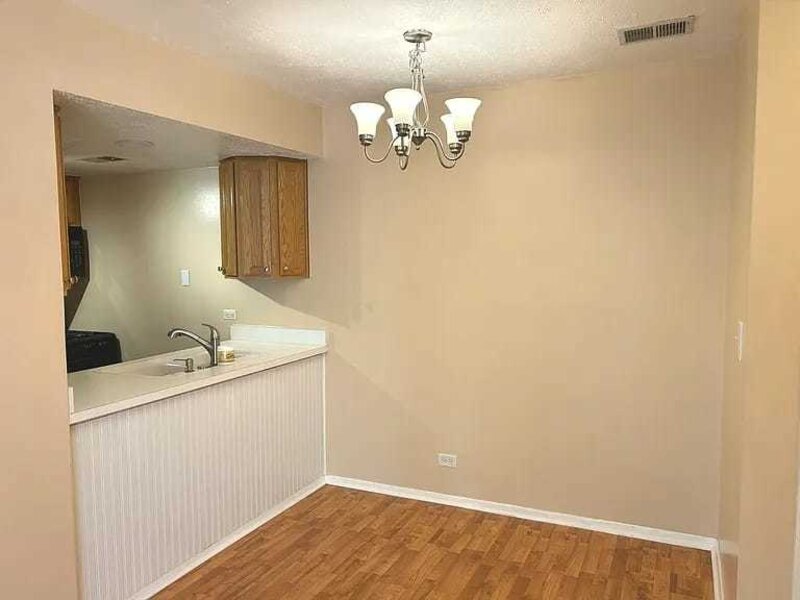 1964 Kenilworth Circle Hoffman Estates IL 60169