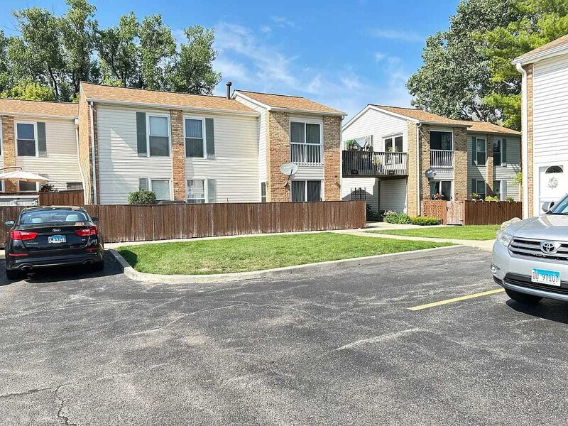 1964 Kenilworth Circle Hoffman Estates IL 60169