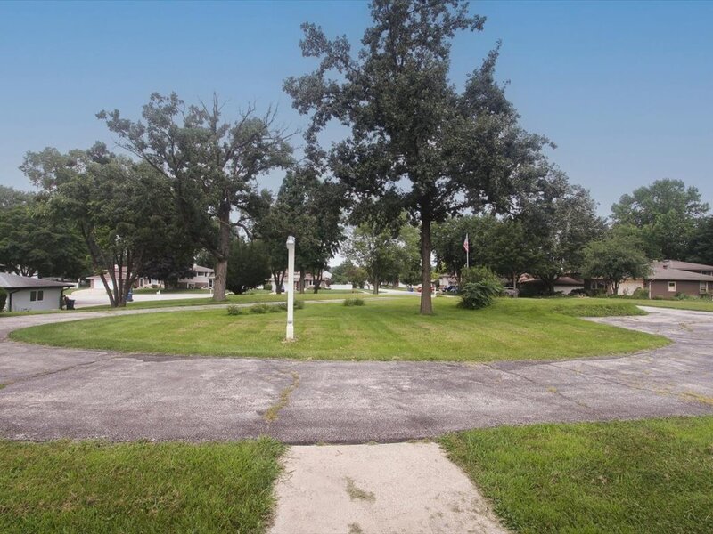 701 W Stearns Road Bartlett IL 60103