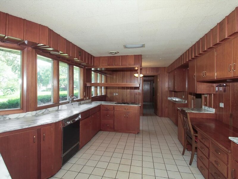 701 W Stearns Road Bartlett IL 60103