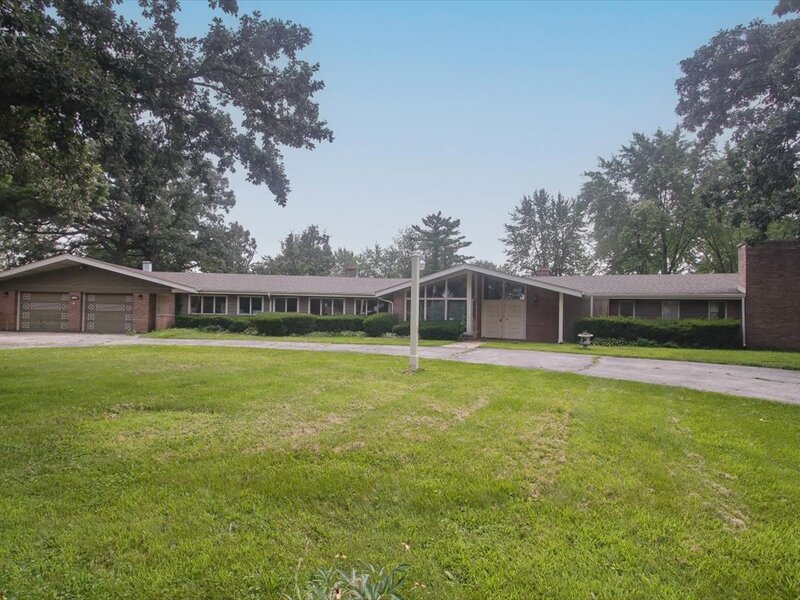 701 W Stearns Road Bartlett IL 60103