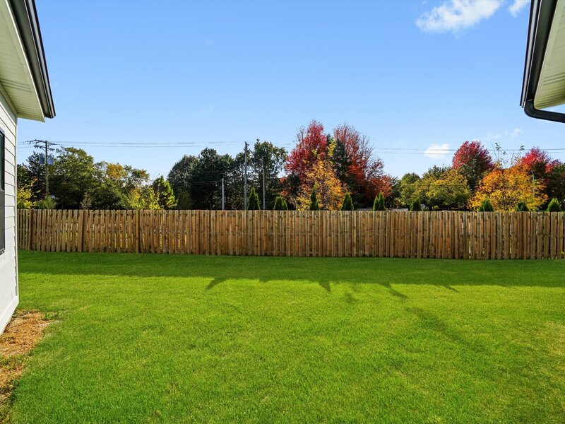 4009 Faith Lane St. Charles IL 60174