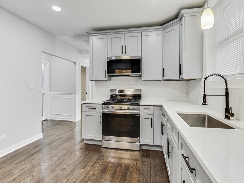 8914 S Throop Street Chicago IL 60620