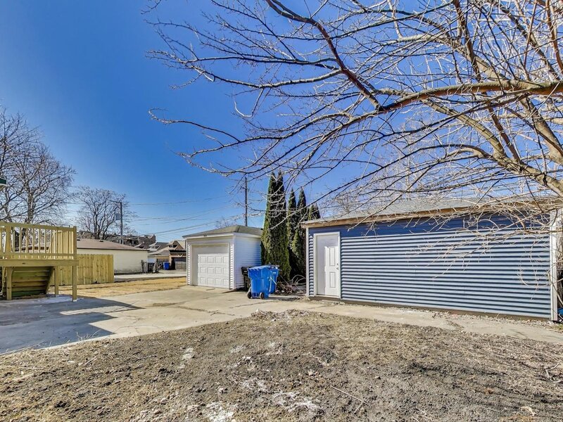 8914 S Throop Street Chicago IL 60620