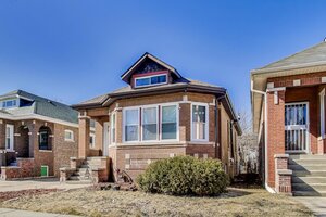 Photo of 8914 S Throop Street Chicago IL 60620