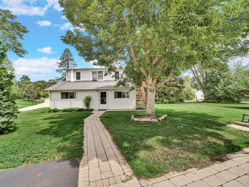 23761 N Cottage Road Lake Zurich IL 60047