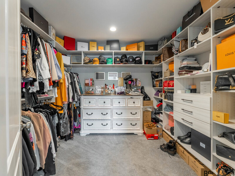 9124 S Bell Avenue Chicago IL 60643