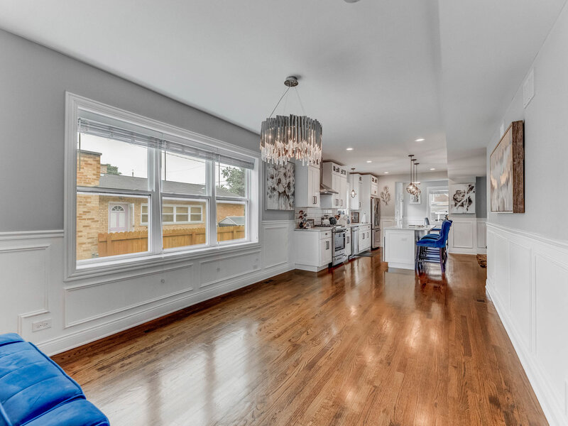 9124 S Bell Avenue Chicago IL 60643