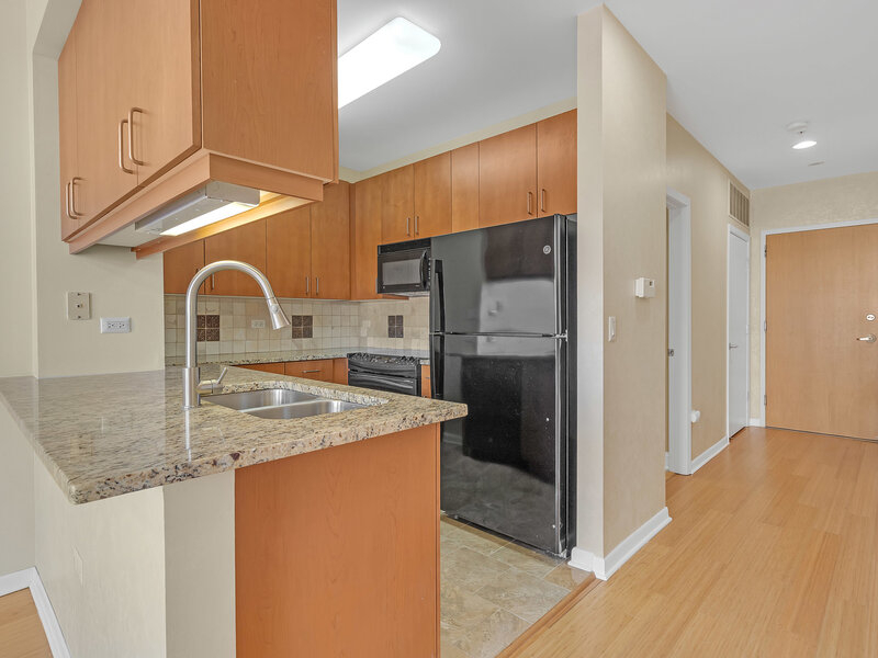 1572 N Maple Avenue Evanston IL 60201