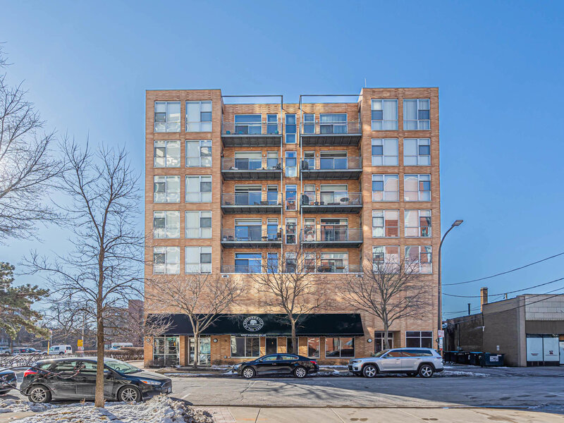 1572 N Maple Avenue Evanston IL 60201