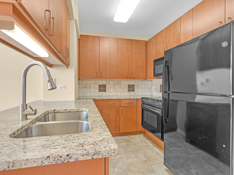 1572 N Maple Avenue Evanston IL 60201
