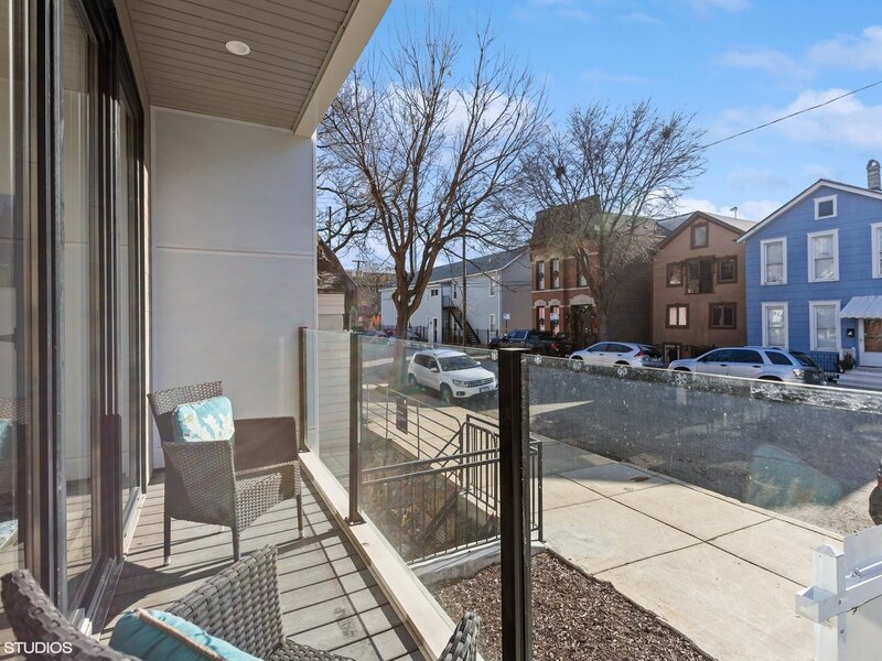 718 W 17th Street Chicago IL 60616