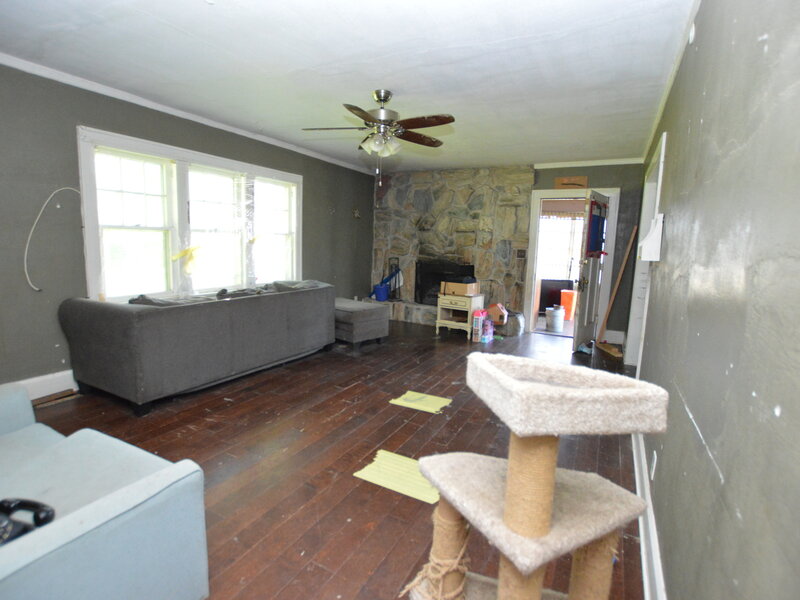 5807 Forest Hills Road Rockford IL 61114