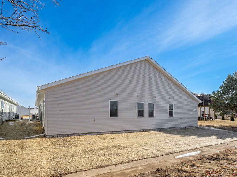 586 Fuller Lane Belvidere IL 61008