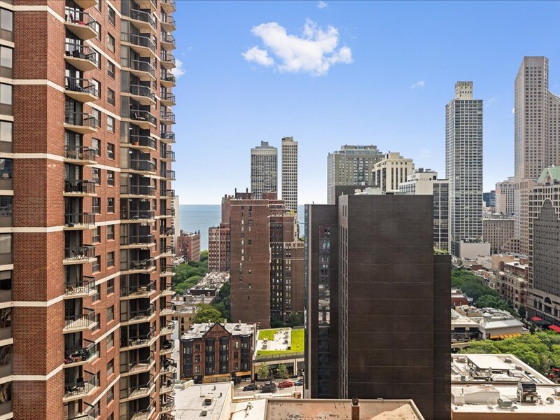 1122 N Dearborn Street Chicago IL 60610