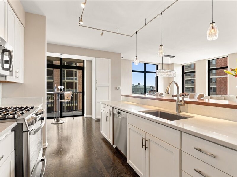 1122 N Dearborn Street Chicago IL 60610