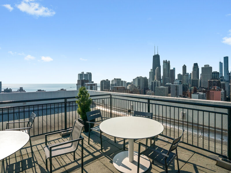 88 W Schiller Street Chicago IL 60610