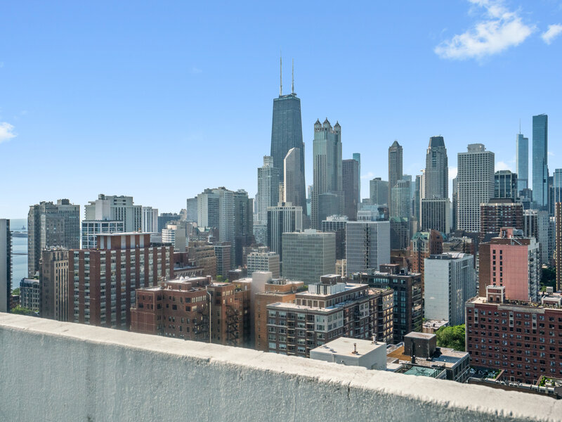 88 W Schiller Street Chicago IL 60610