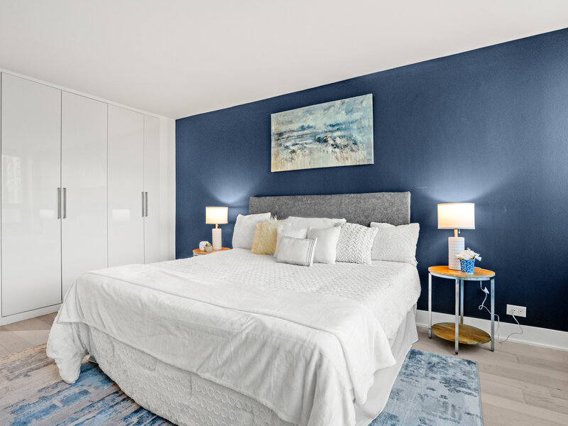 88 W Schiller Street Chicago IL 60610