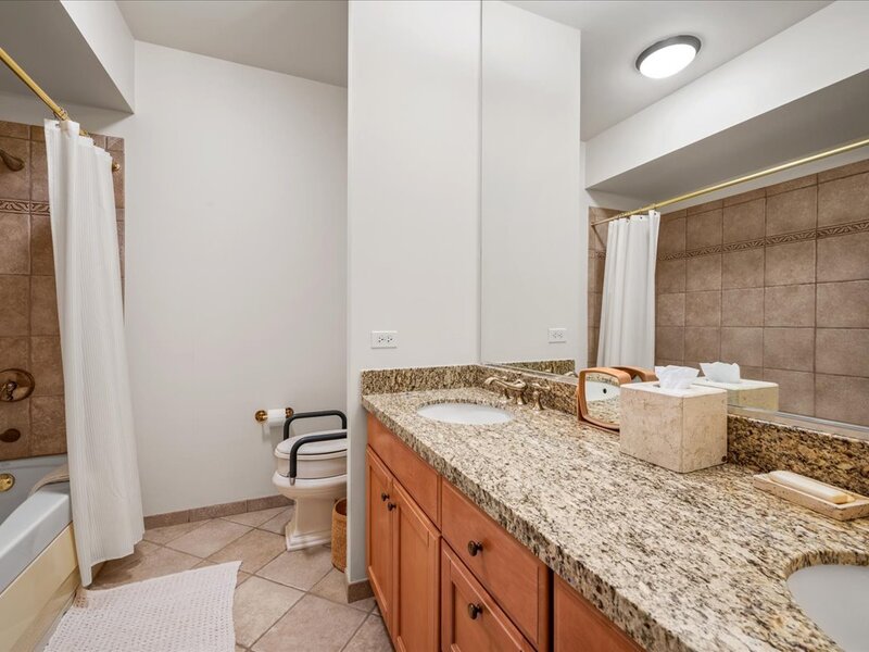25 E Superior Street Chicago IL 60611
