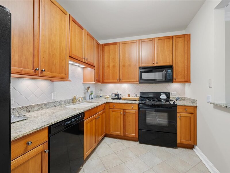 25 E Superior Street Chicago IL 60611