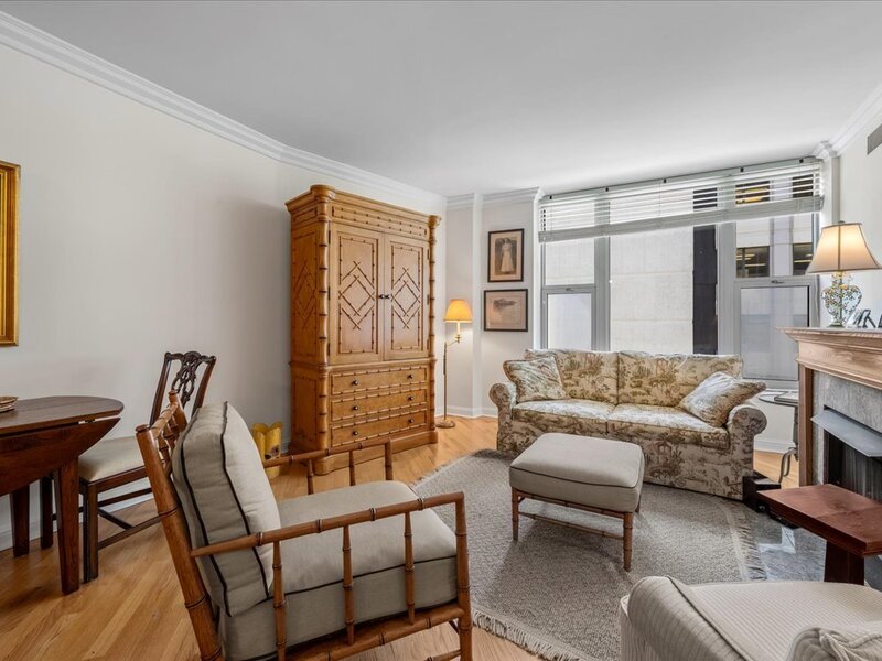 25 E Superior Street Chicago IL 60611