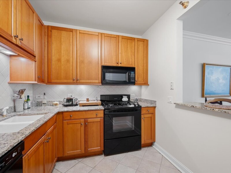 25 E Superior Street Chicago IL 60611