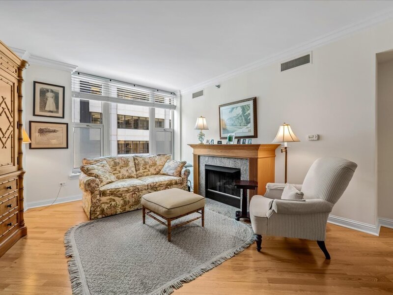 25 E Superior Street Chicago IL 60611