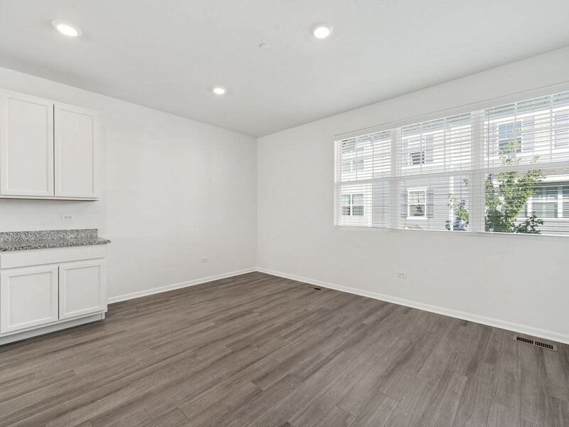 3302 Trillium Circle Rolling Meadows IL 60008