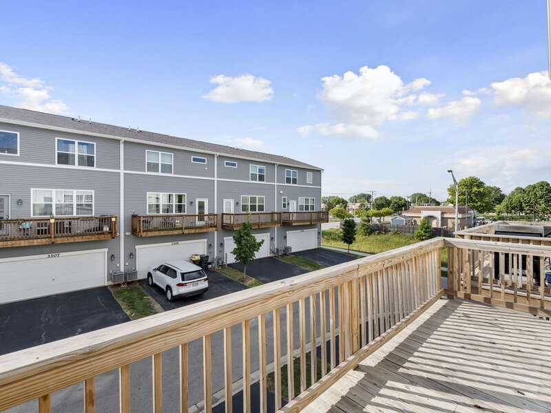 3302 Trillium Circle Rolling Meadows IL 60008
