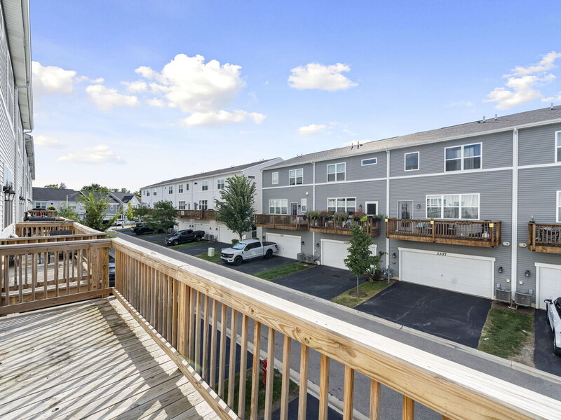 3302 Trillium Circle Rolling Meadows IL 60008